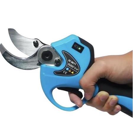 Suca SC 8611 Akülü Şarjlı Budama Makası 40 mm 2 Akülü